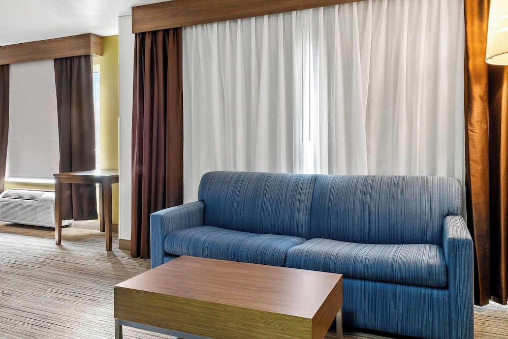 Holiday Inn Express Hotel And Suites Marion 40/68