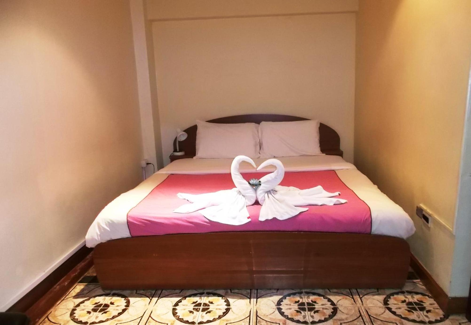 Economy, Double Bed, No Window