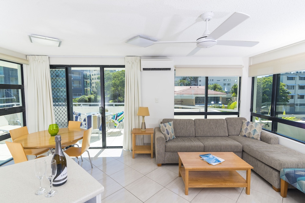 Beach Club Resort 44/71