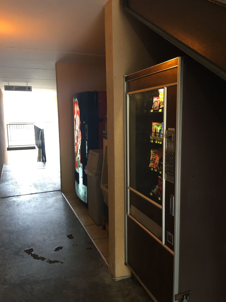 Quality Inn and Suites Clarksville 21/39