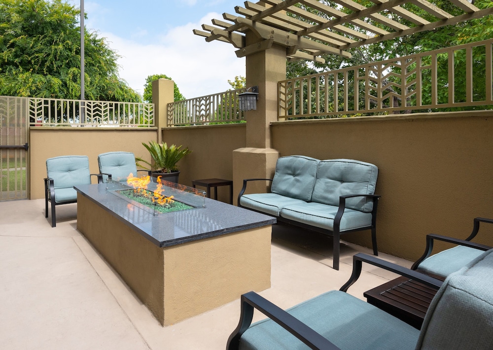 Larkspur Landing Extended Stay Suites South San Francisco 30/57