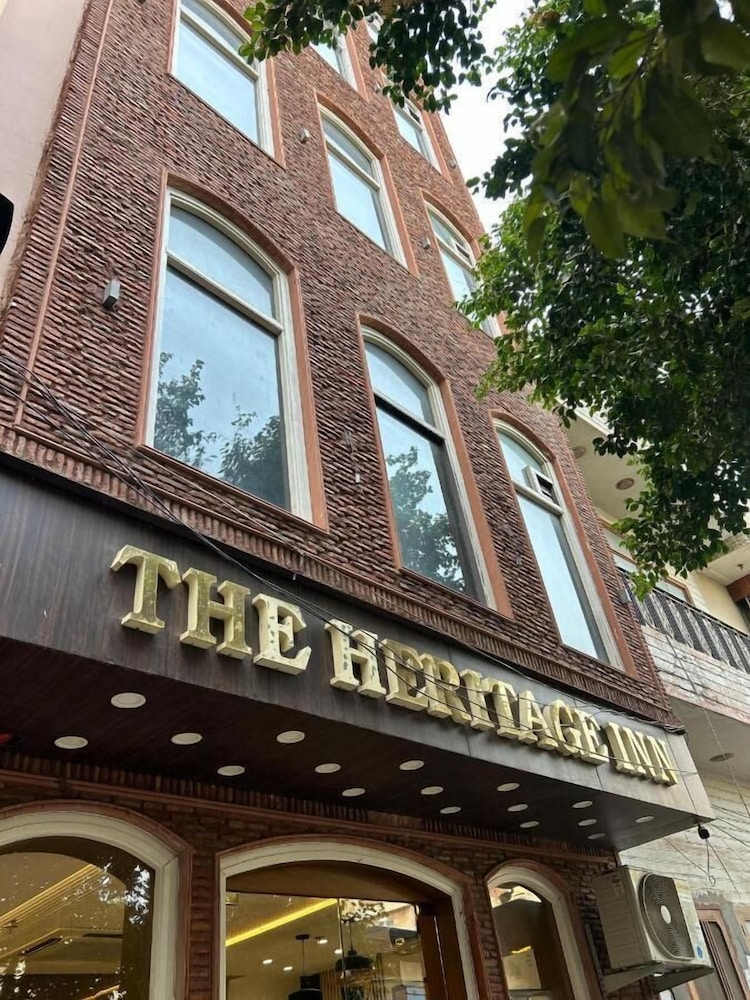 HOTEL HERITAGE INN 3/58