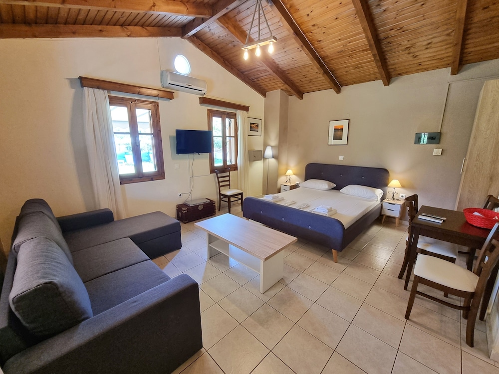 Alexaria Holidays Apartments 15/37