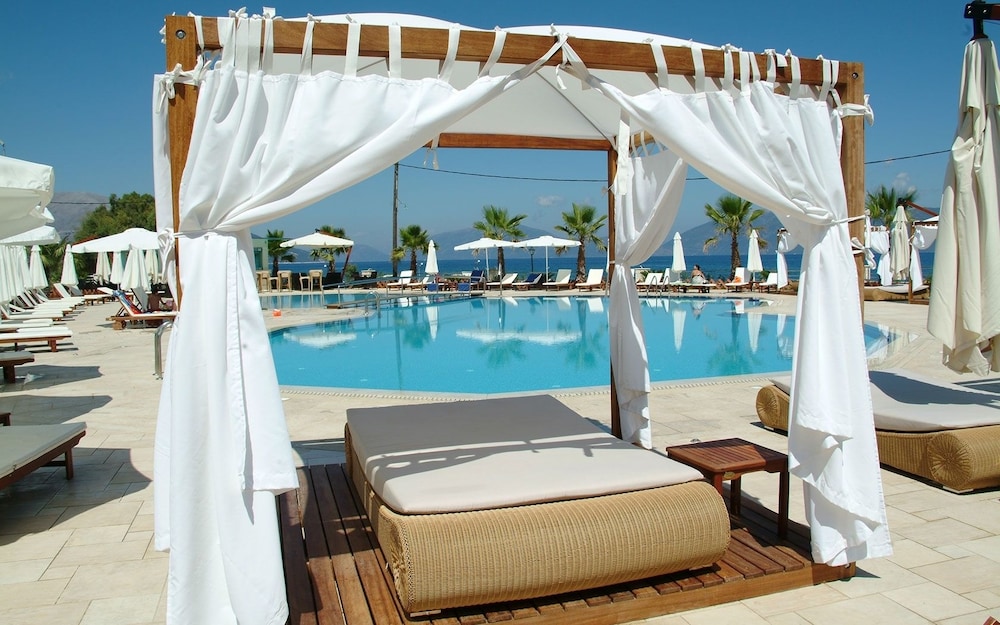 Ionian Emerald Resort 11/30