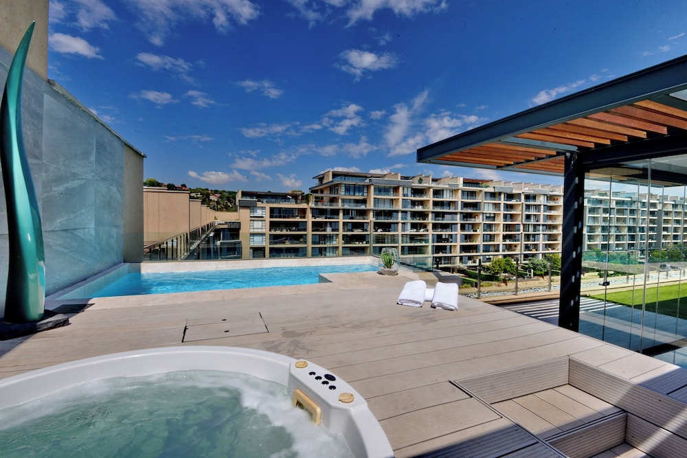 The Houghton Hotel Spa Wellness and Golf 25/50