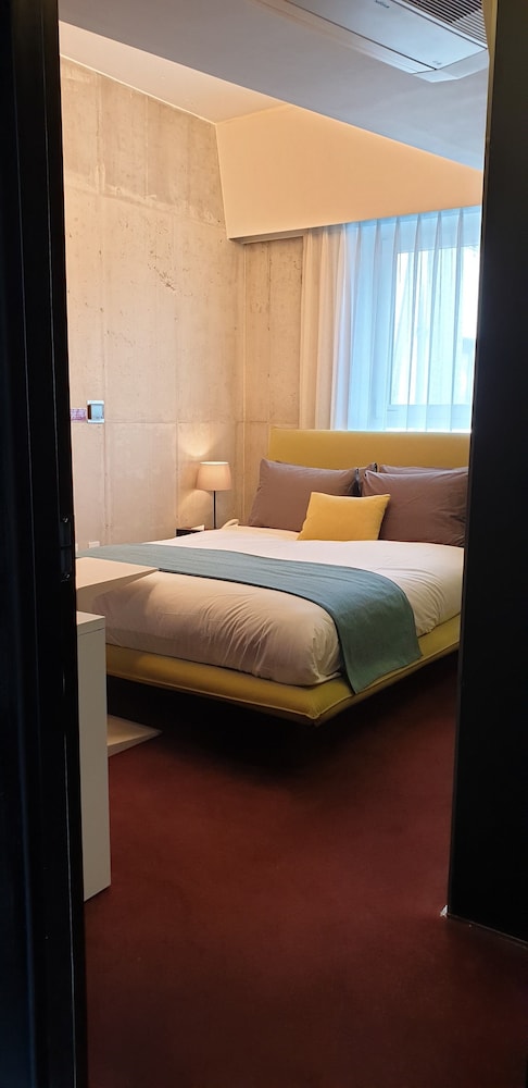 Cocomo Hotel And Gallery 13/54