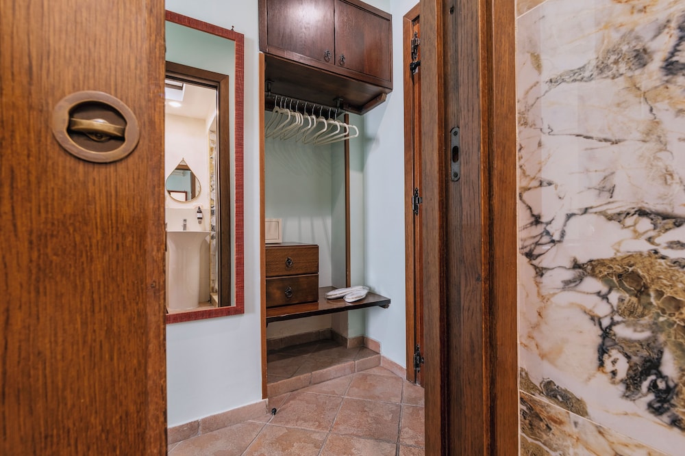 Hotel il Convento 56/81