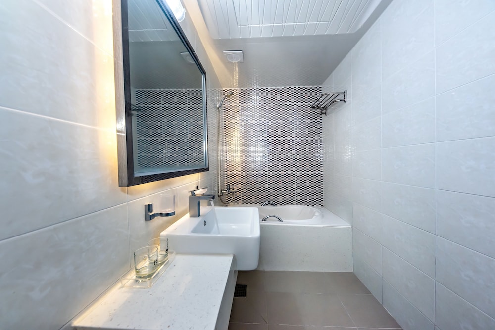 Hs Tourist Hotel 55/56