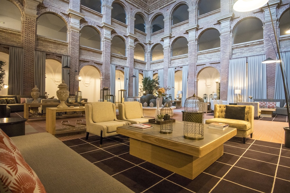 Parador de Lleida 32/50