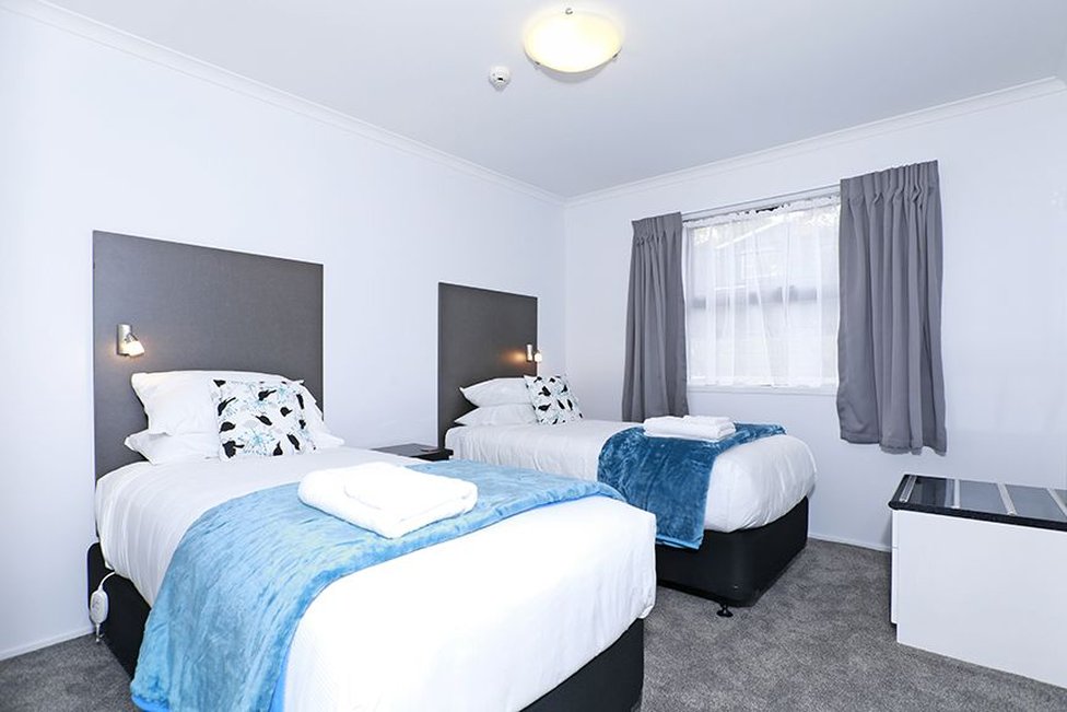 2 BEDROOMS, APARTMENT