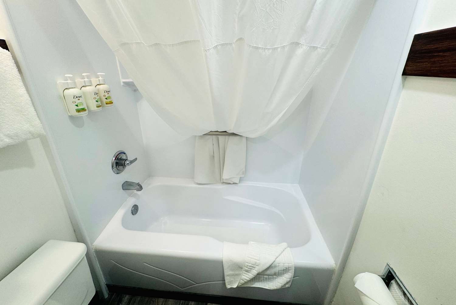 Ramada by Wyndham San Diego Airport 38/42