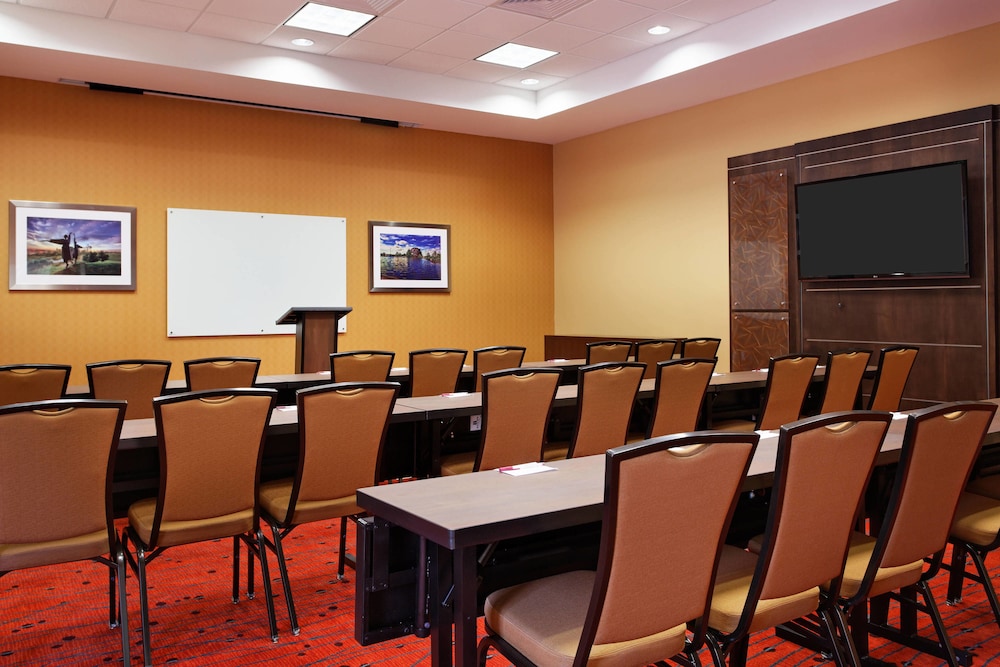 Residence Inn Little Rock Downtown 36/40