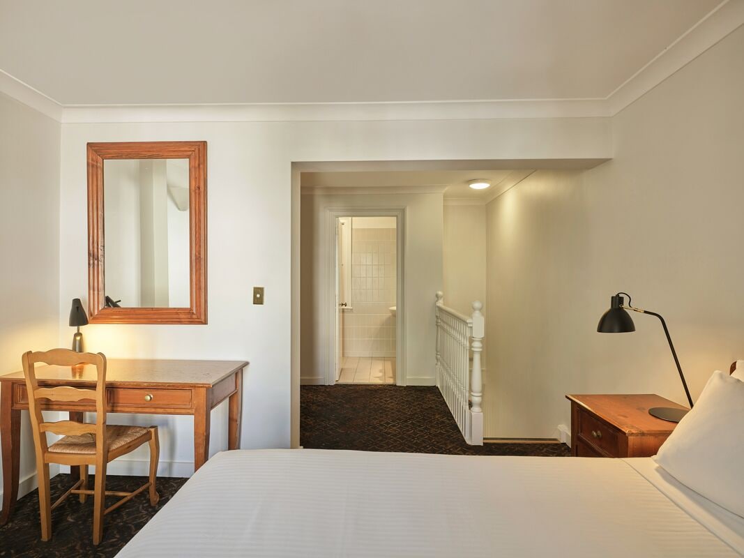 غرفة بسرير كوين بشرفة، Rendezvous Hotel Sydney The Rocks 4/10