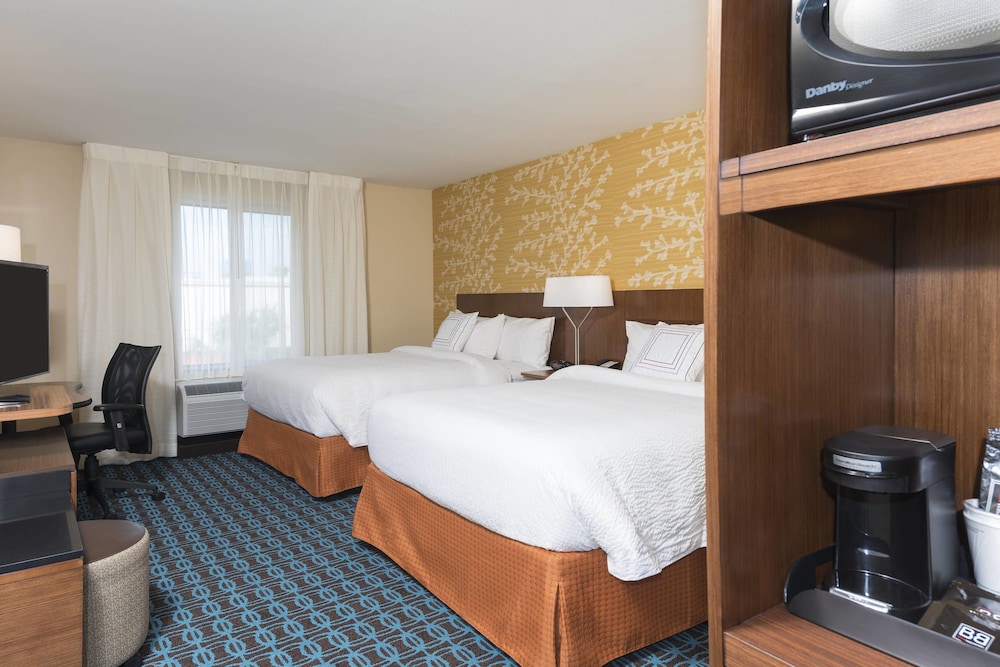 Fairfield Inn and Suites Orlando Kissimmee/Celebration 10/30
