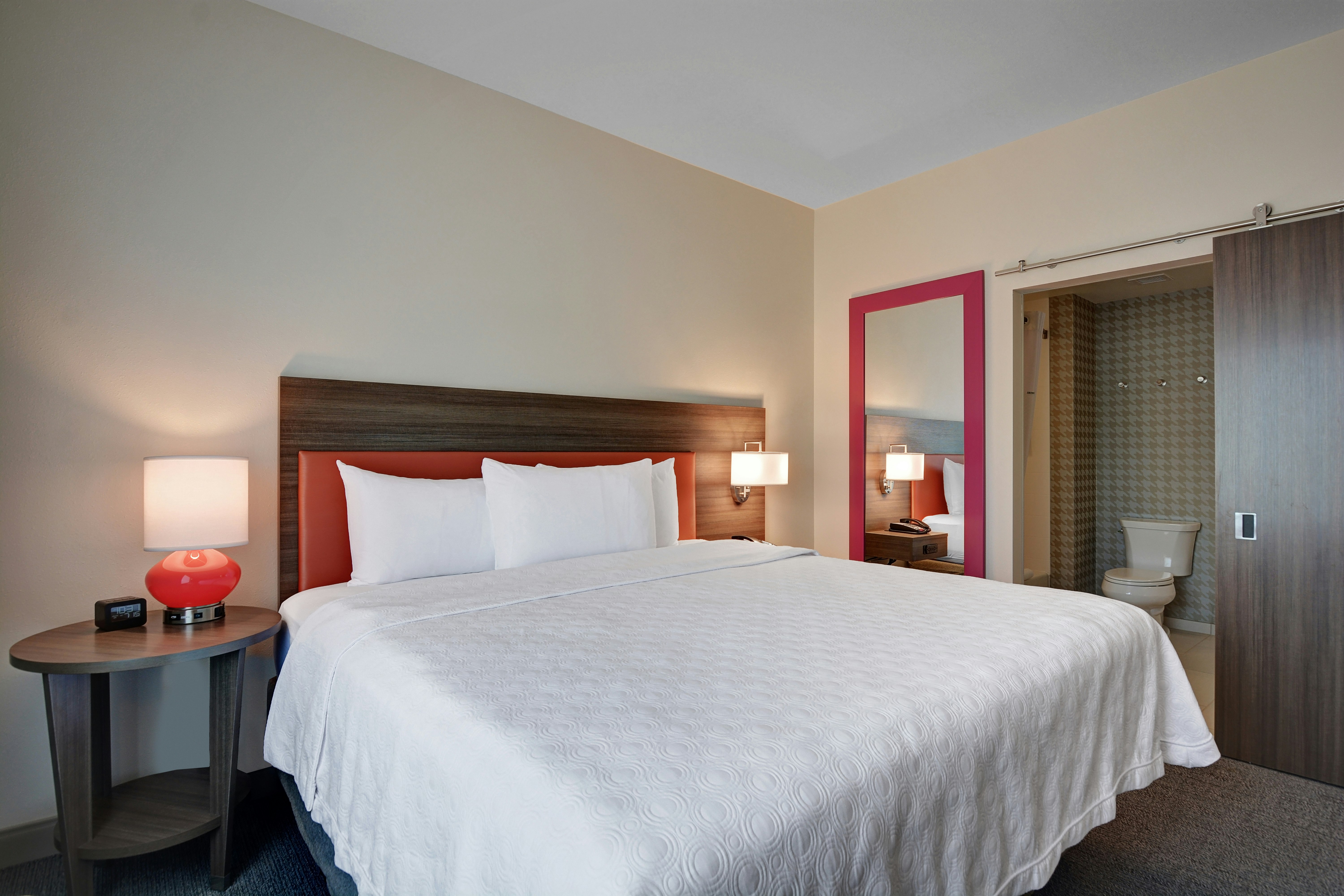 1 Bedroom, Suite, King Bed