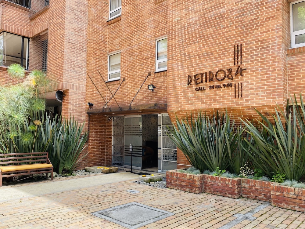 Hotel Retiro 84 By Mij Hotels 45/50