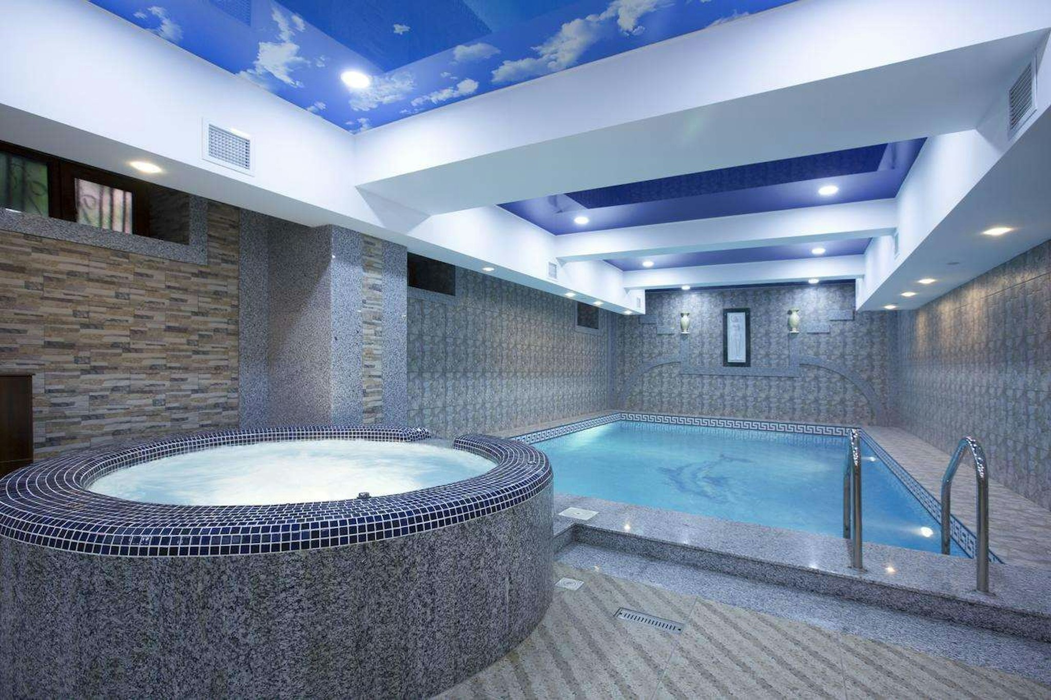 Central Hotel Yerevan 52/71