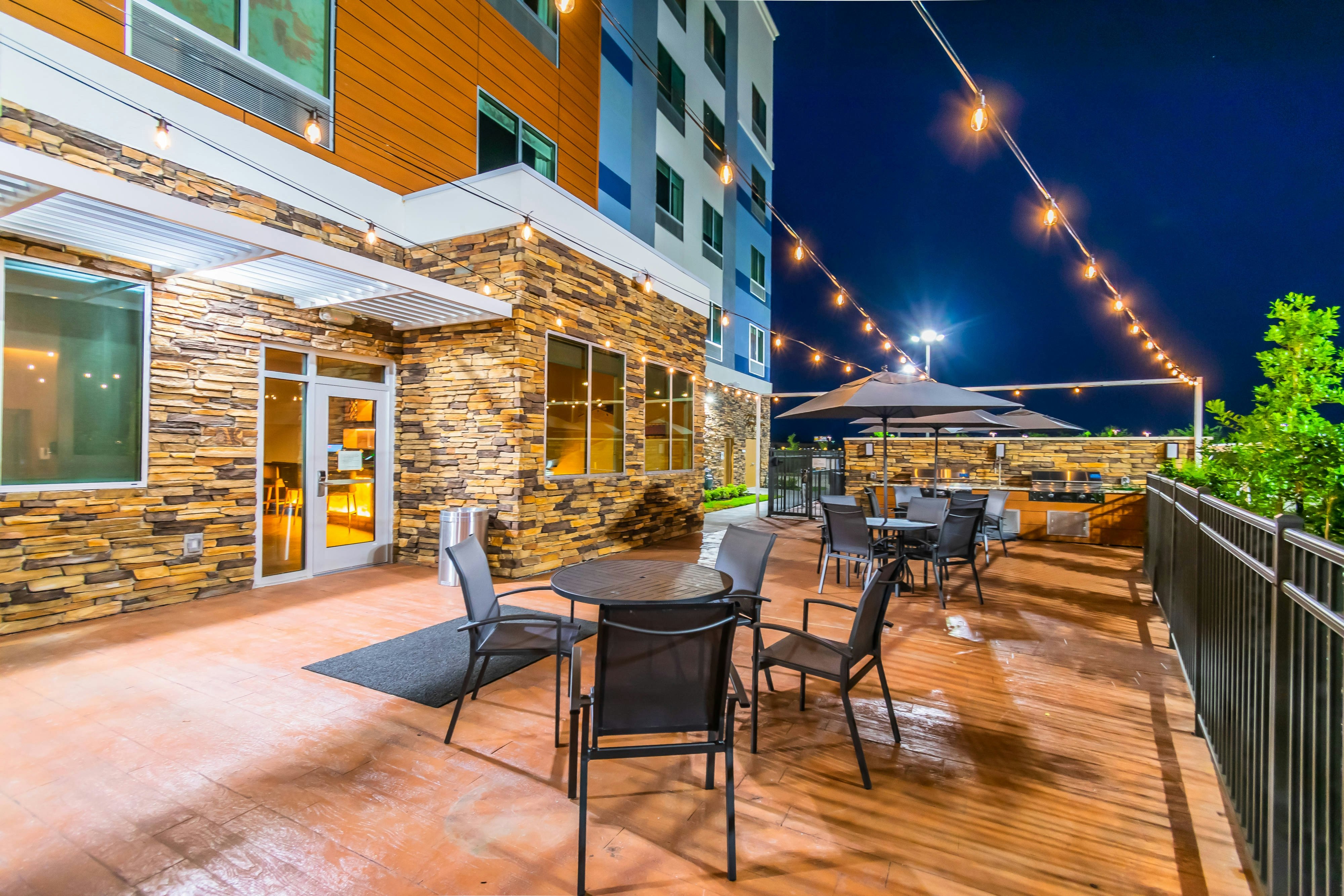 Fairfield Inn & Suites by Marriott Houston League City 5/5