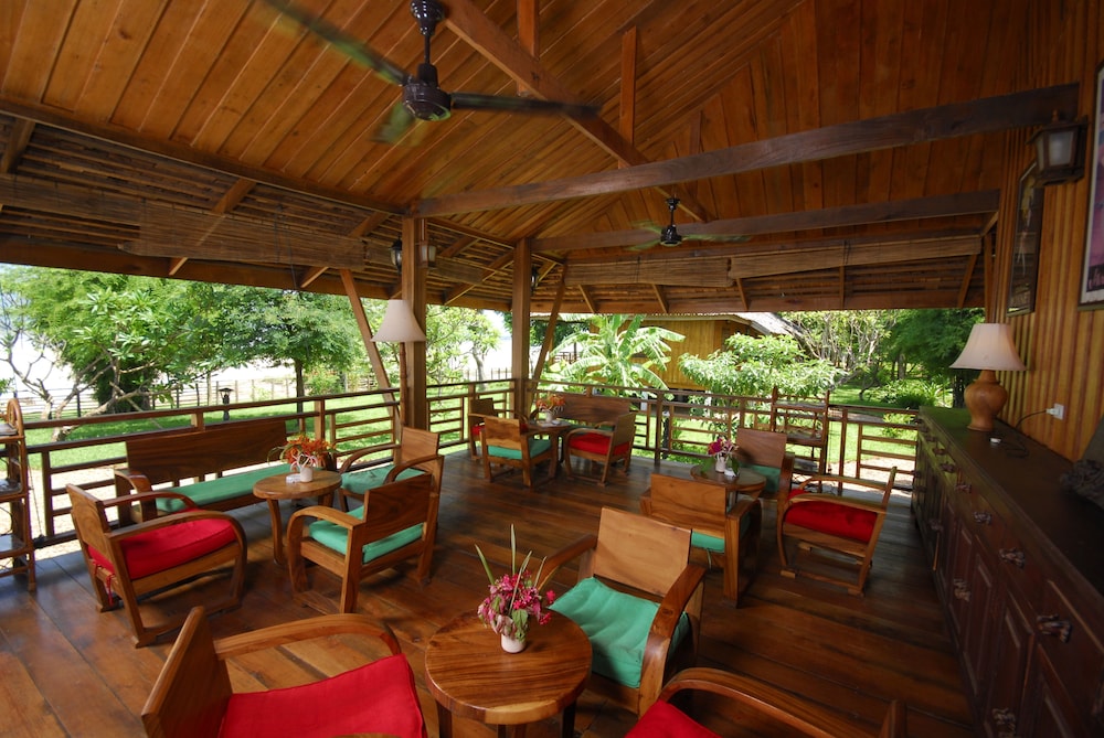 La Folie Lodge 36/50