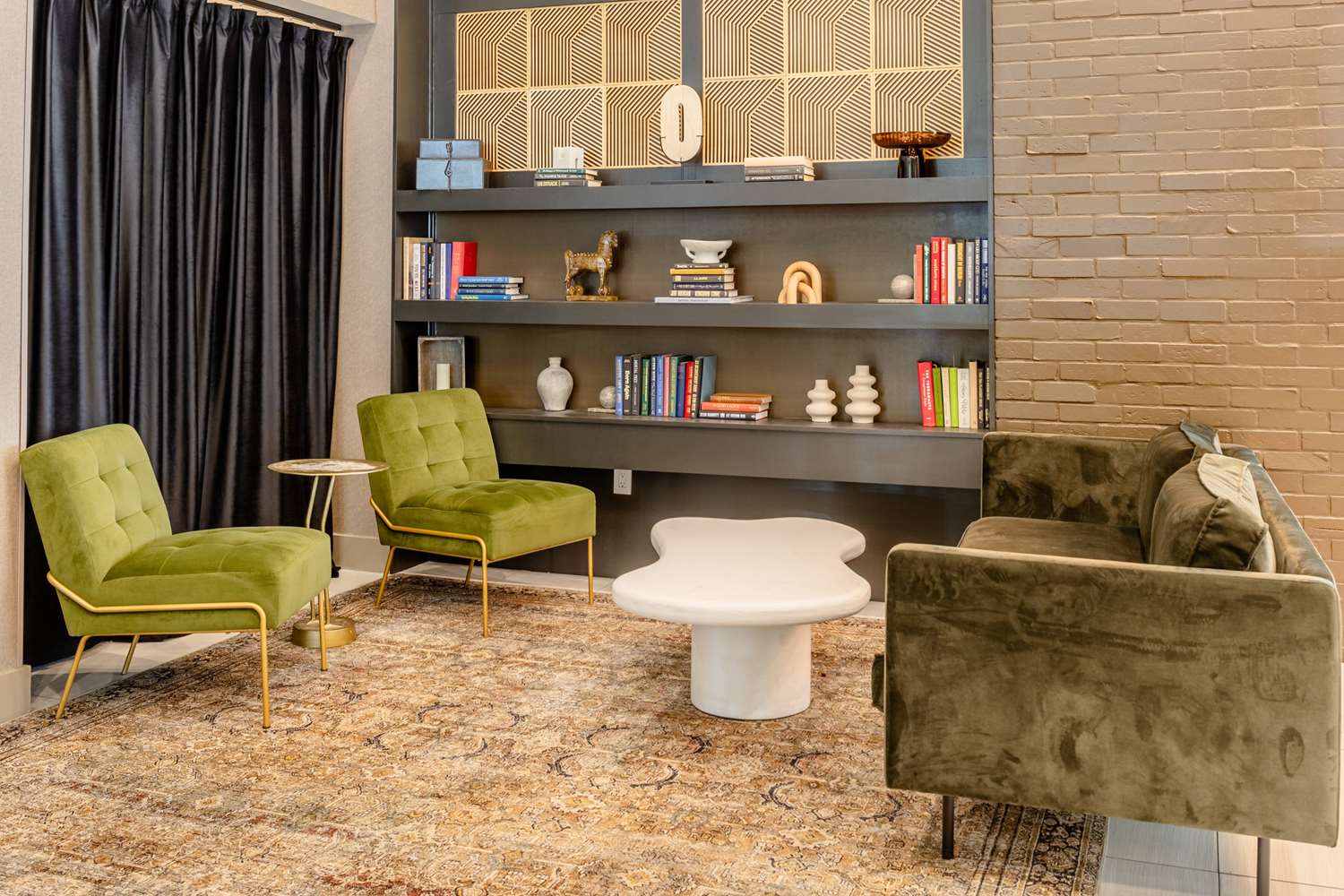 Tryp By Wyndham Savannah 40/60