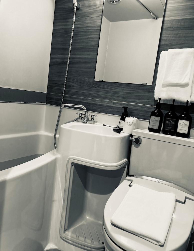 HOTEL LiVEMAX Umeda Central 49/50