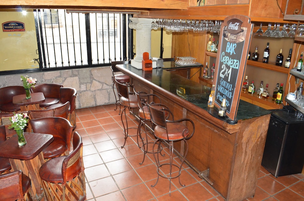 Howard Johnson by Wyndham Morelia Calle Real 45/63