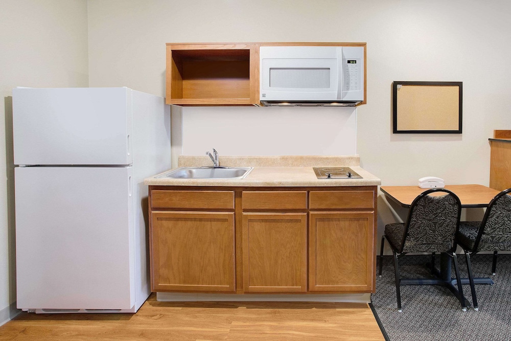 WoodSpring Suites Virginia Beach 25/27