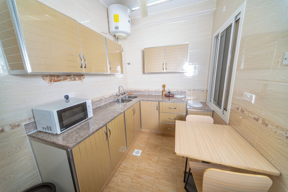 Zaki Hotel Apartment 25/25