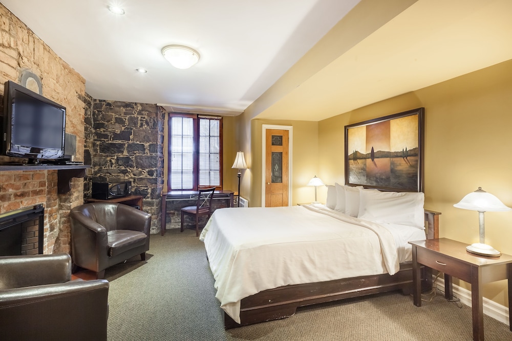 Acadia Hotel 19/39