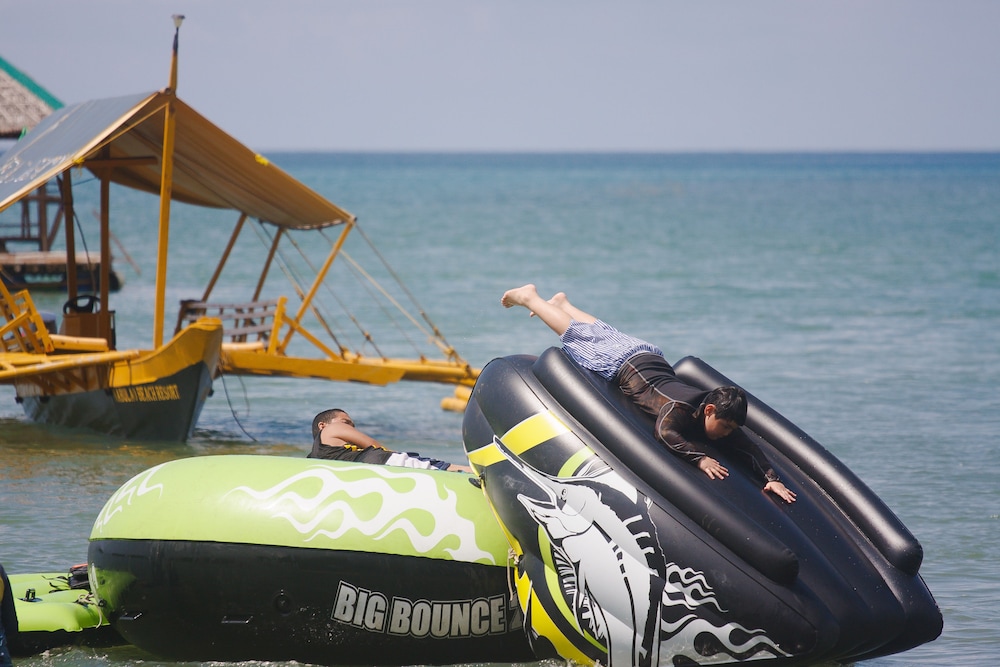 Nabulao Beach And Dive Resort 67/70