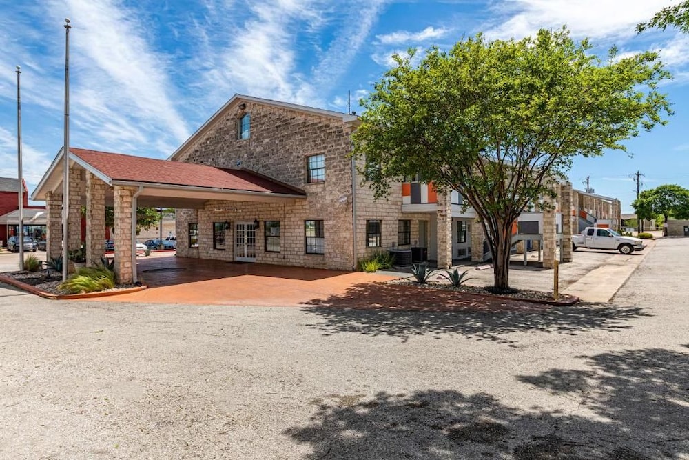 Motel6 Georgetown, TX 37/40
