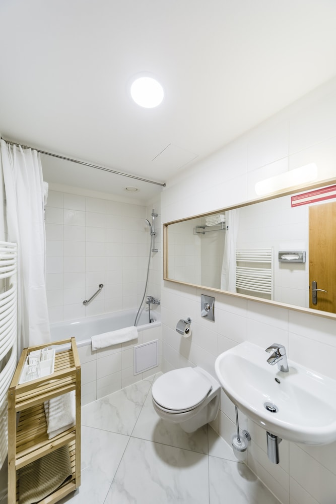 Archibald City Hotel 42/43