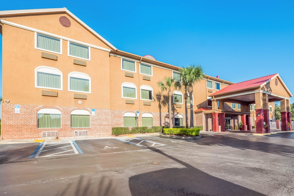 Red Roof Inn Ocala 1/37
