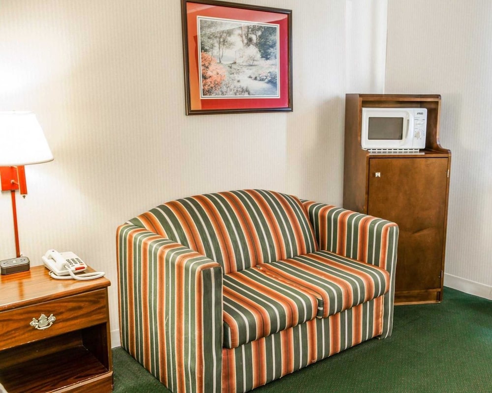 Quality Inn & Suites Lebanon I-65 24/38