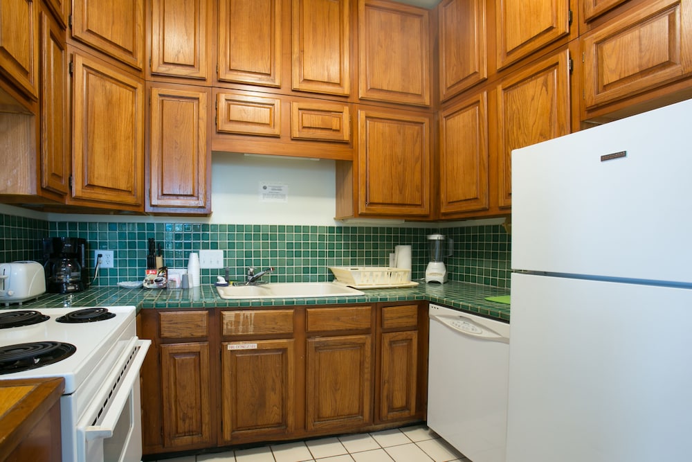 Duval House 37/50