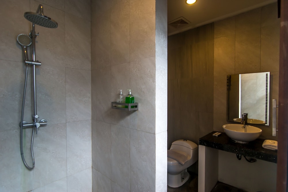 Delu Villas And Suites Seminyak 44/48
