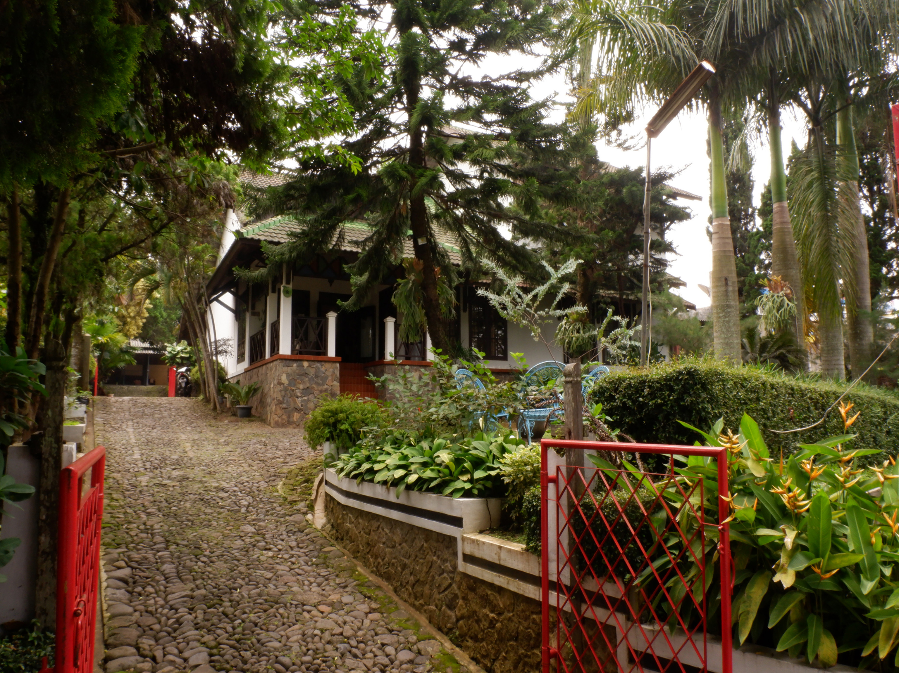 Oyo 604 Cemaras Homestay 17/18