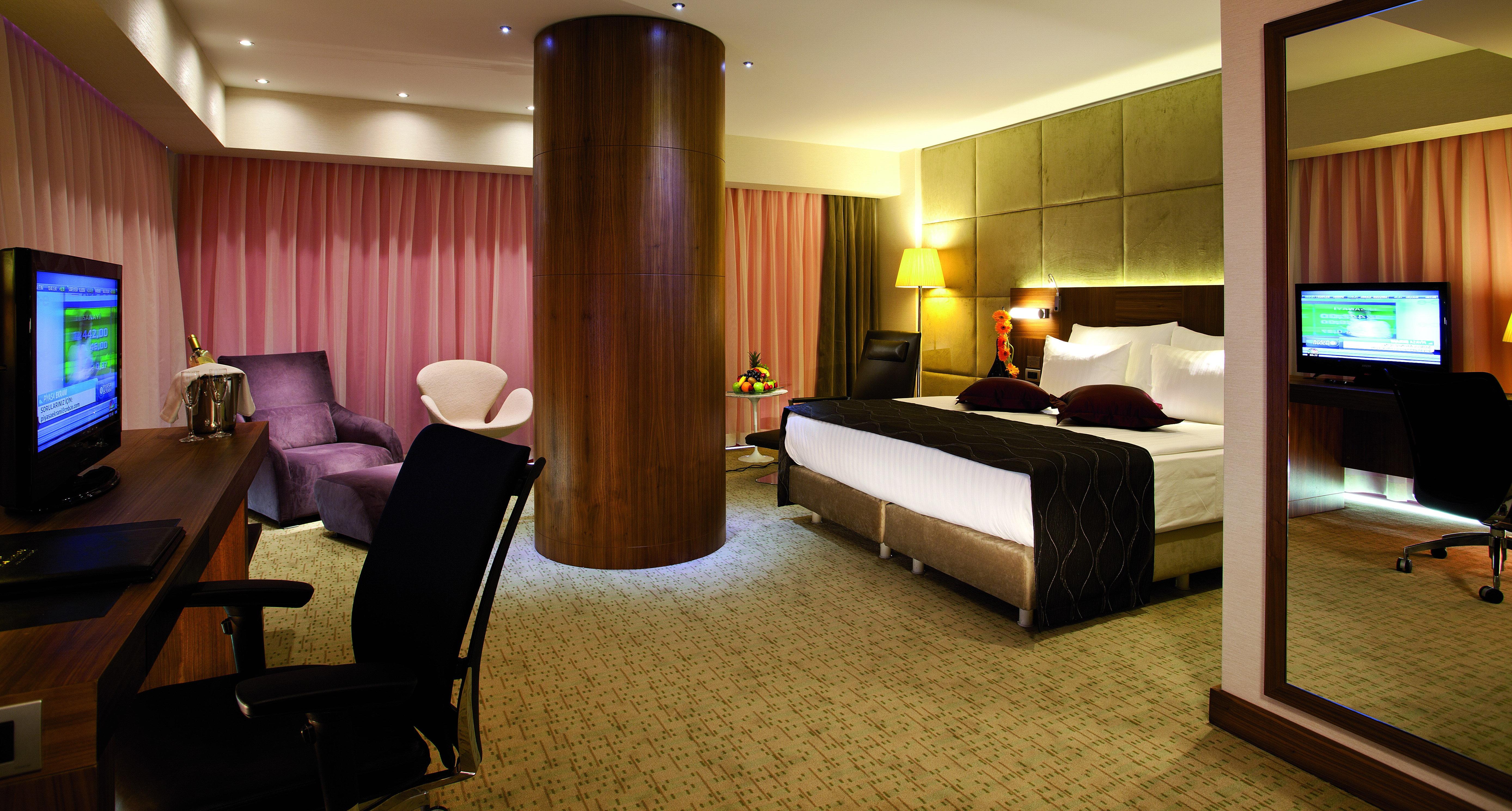 Room, Queen Bed