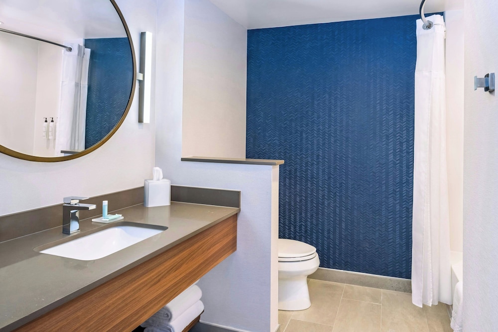 Fairfield Inn & Suites Gravenhurst Muskoka 47/50