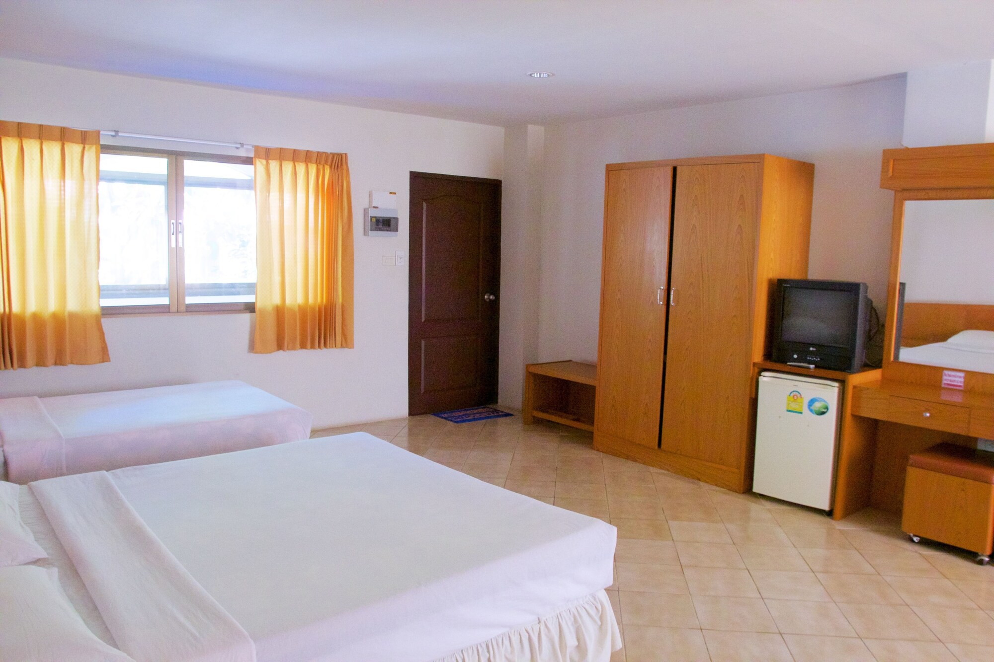 SUPERIOR, DOUBLE BED