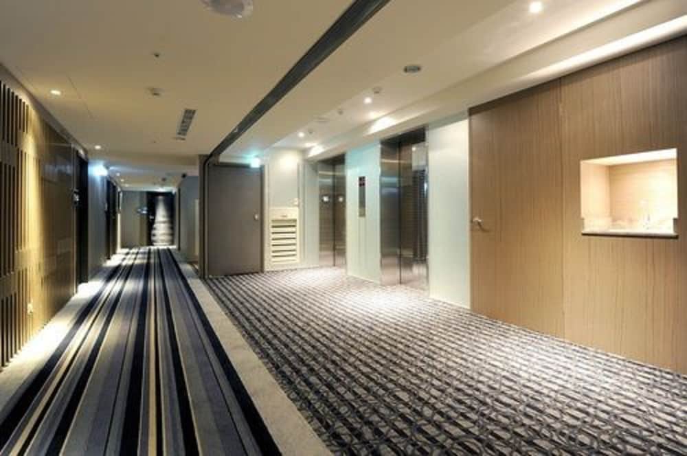 INTERNATIONAL CITIZEN HOTEL 14/26