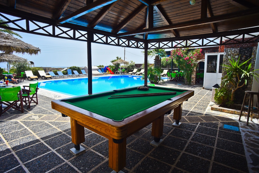 Holiday Beach Resort 42/50