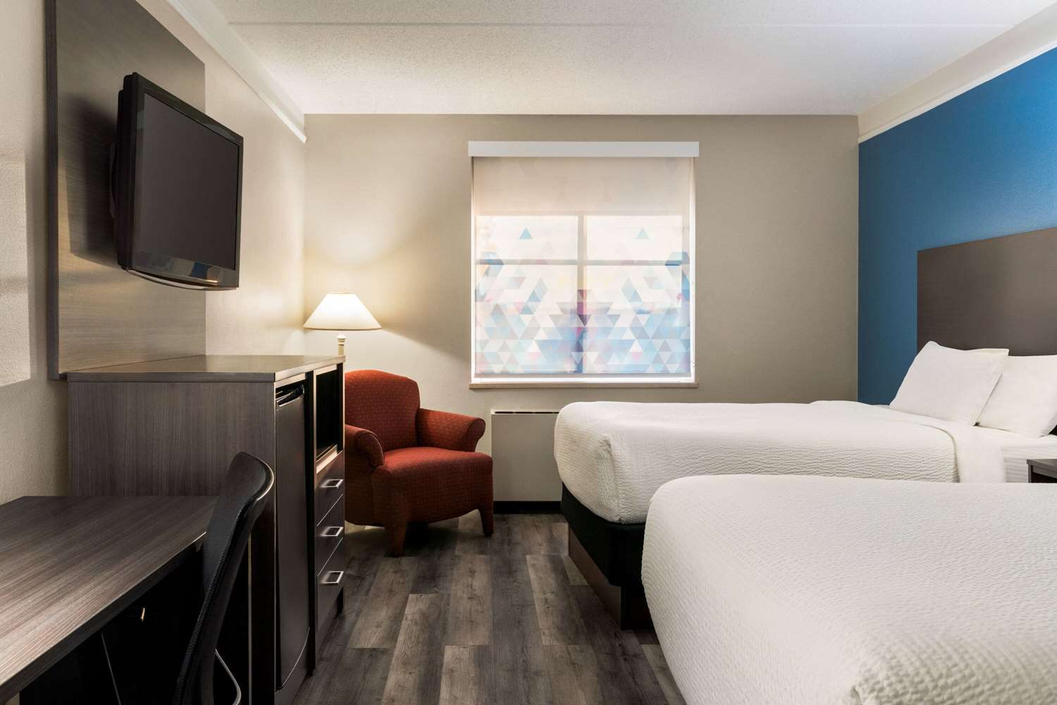 La Quinta Inn Suites Madison American Center 11/38
