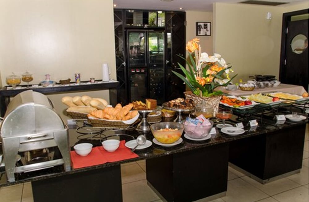 Hotel Adrianopolis All Suites 55/65