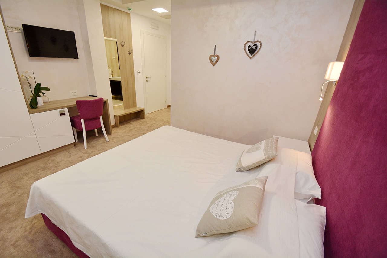 Hotel Hermes 18/67