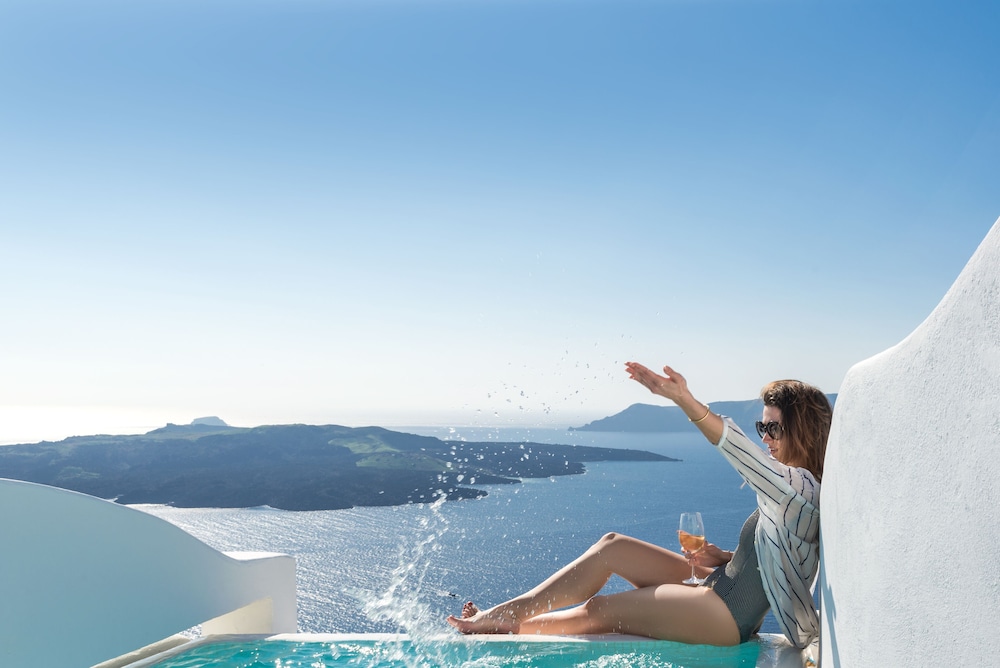 Adamant Suites - Adults Only 53/69