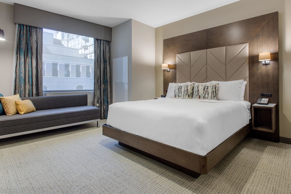 Cambria Hotel Philadelphia Downtown - Center City 13/60
