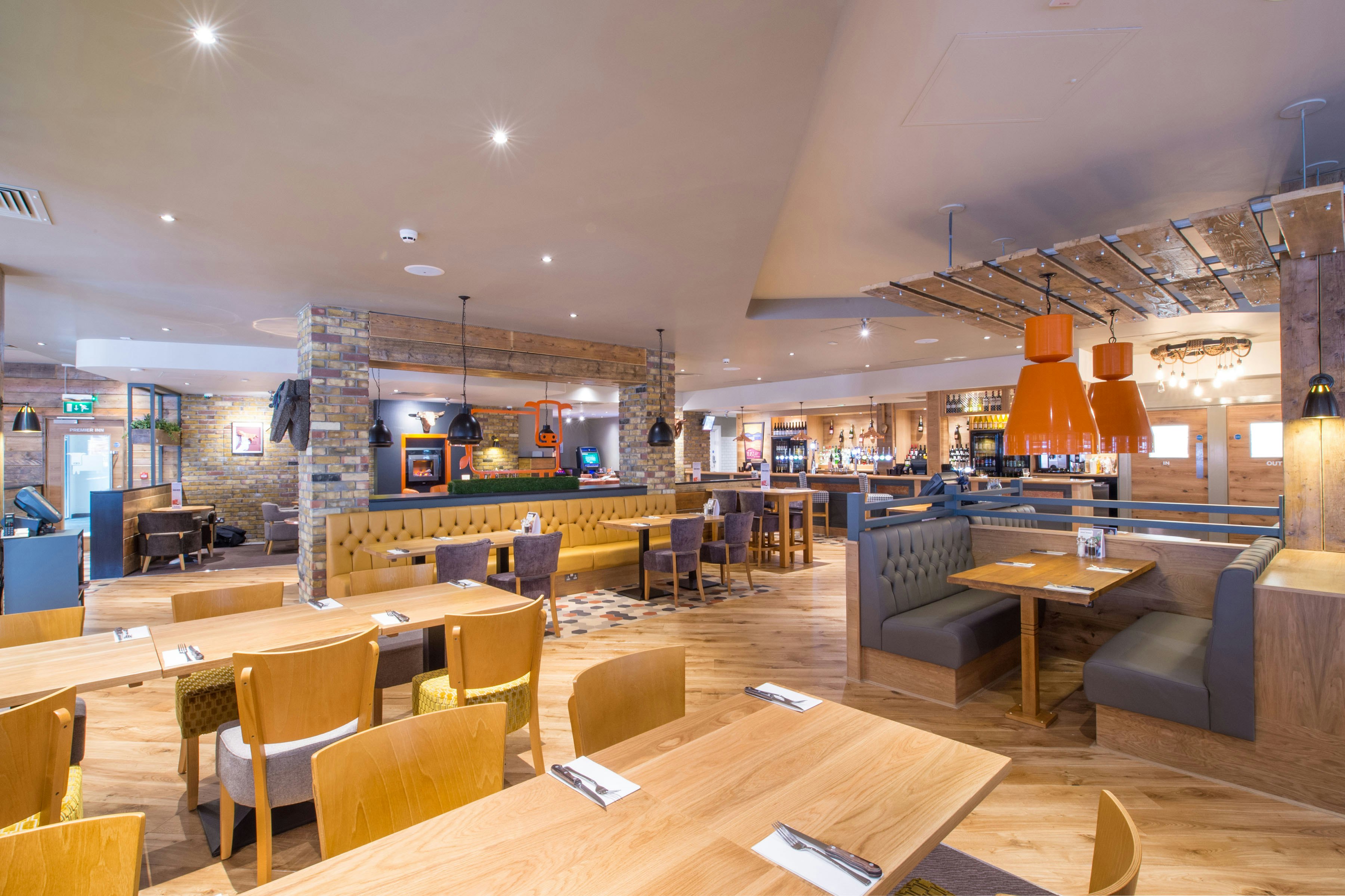 Premier Inn Yeovil Town Centre Hotel 35/49