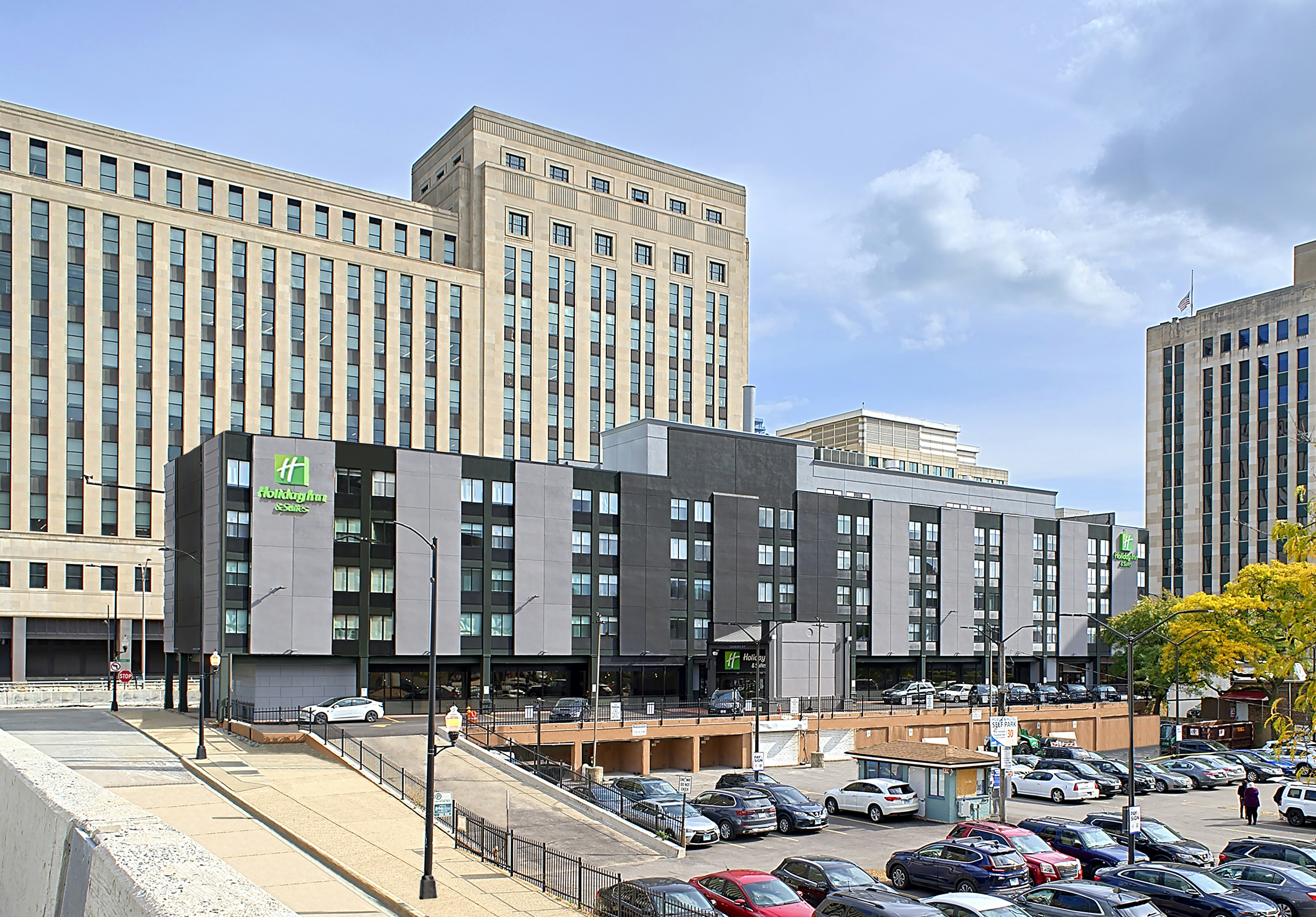 Holiday Inn & Suites Chicago-Downtown, an IHG Hotel 28/41