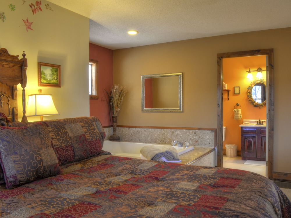 Blue Mountain Mist Country Inn 20/63
